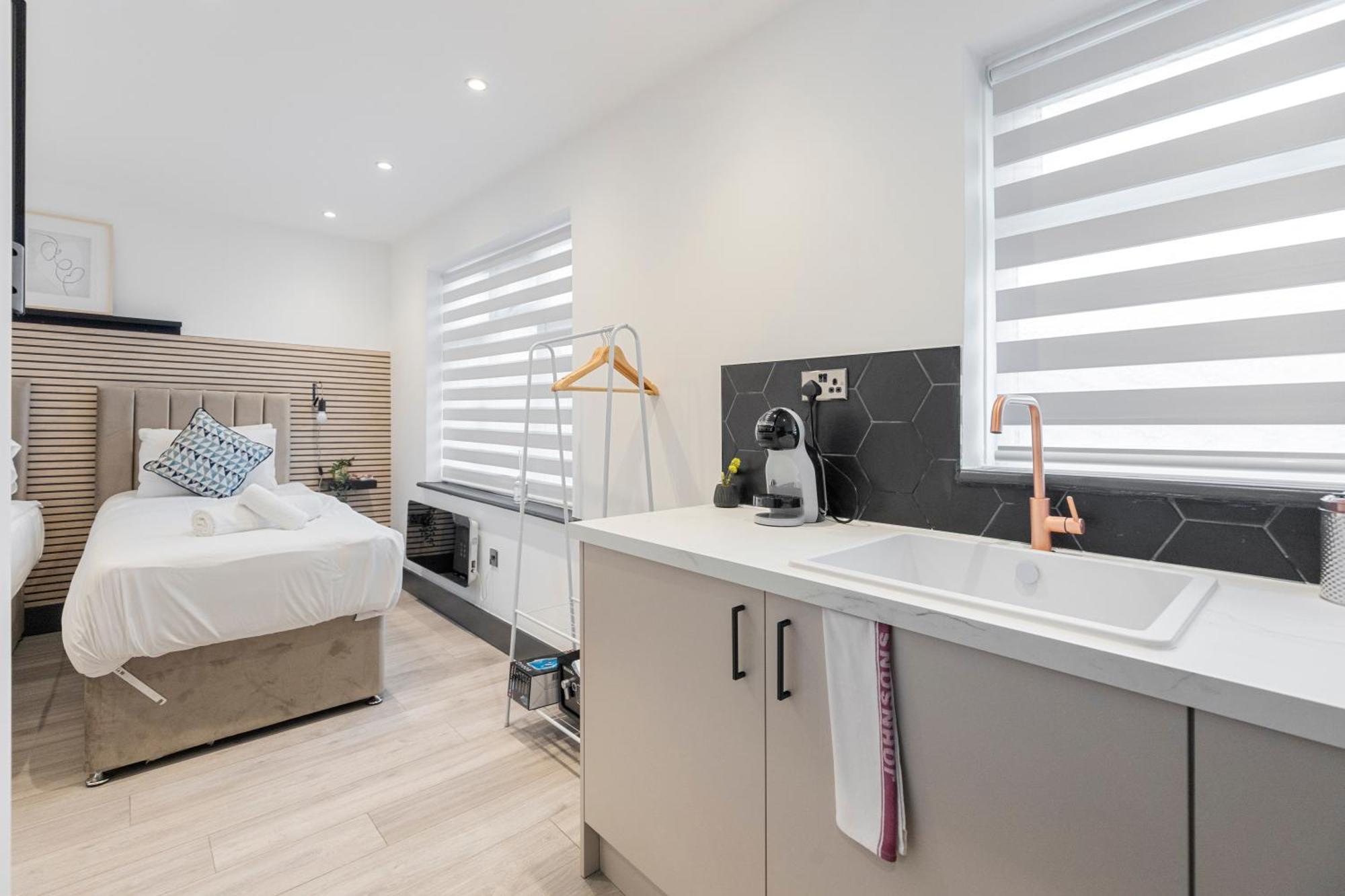 Urban Simplicity Twin Bed With Kitchenette Appartamento Londra